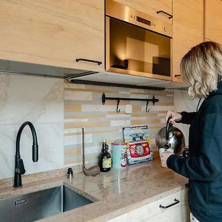 Valya By Gardadoma Holiday home *